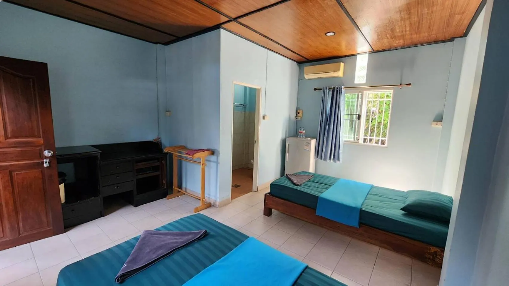 Sarin Guesthouse สาริน Ko Tao Thailand