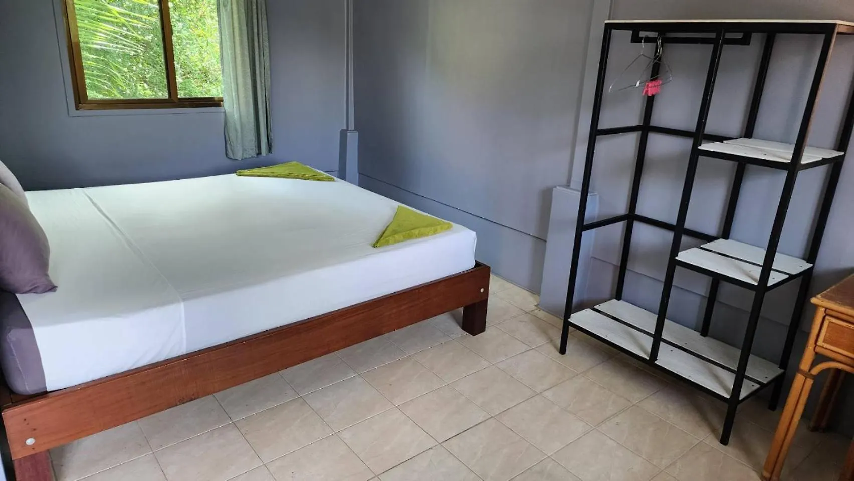 Sarin Guesthouse สาริน Koh Tao
