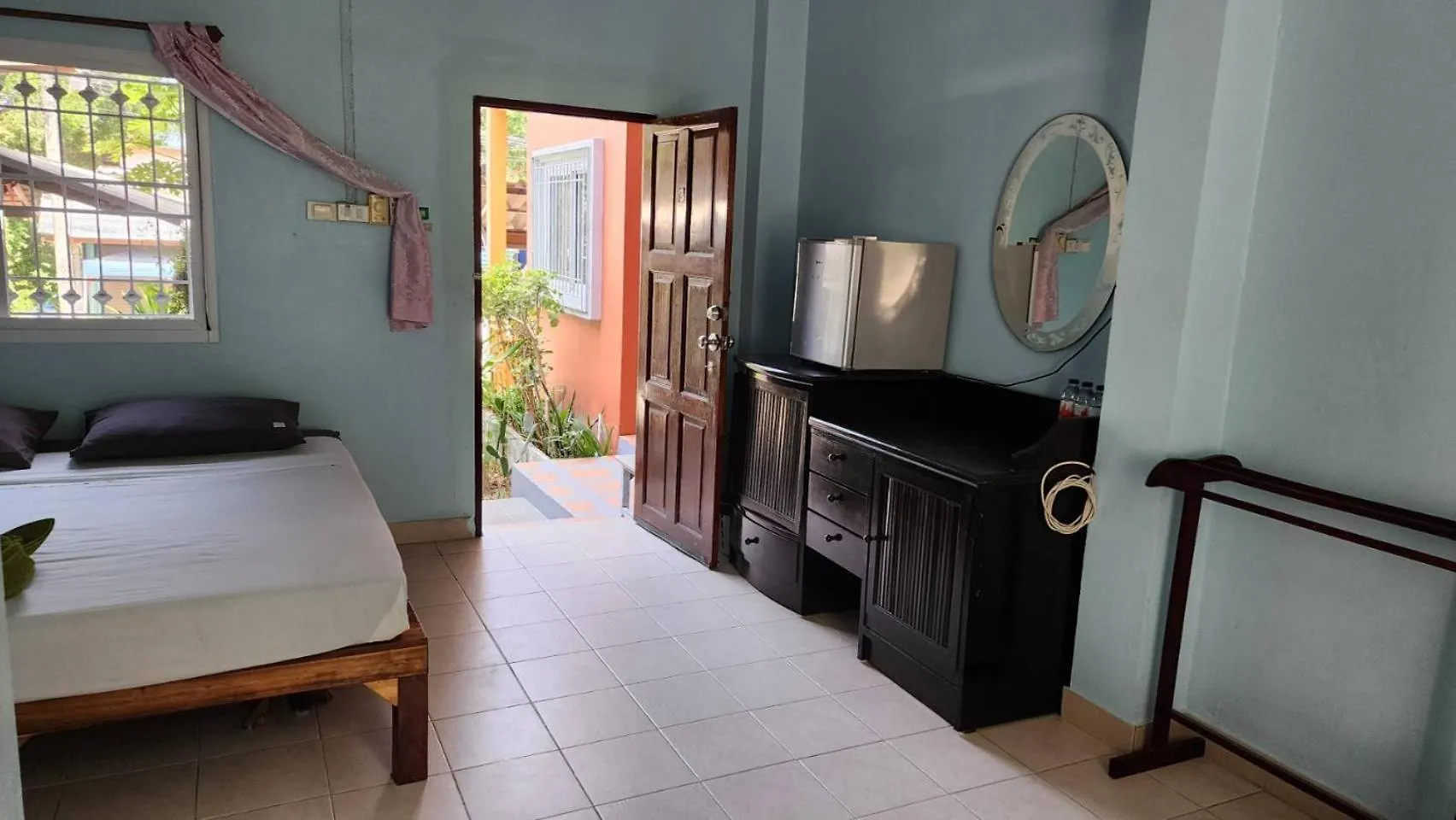 Sarin Guesthouse สาริน Koh Tao